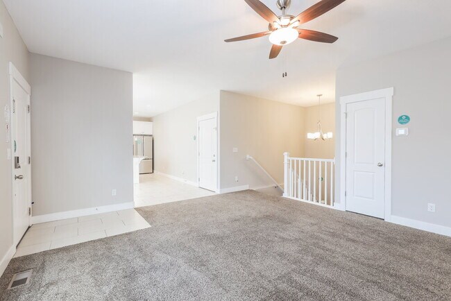 Foto del edificio - 3819 E Cunninghill Dr