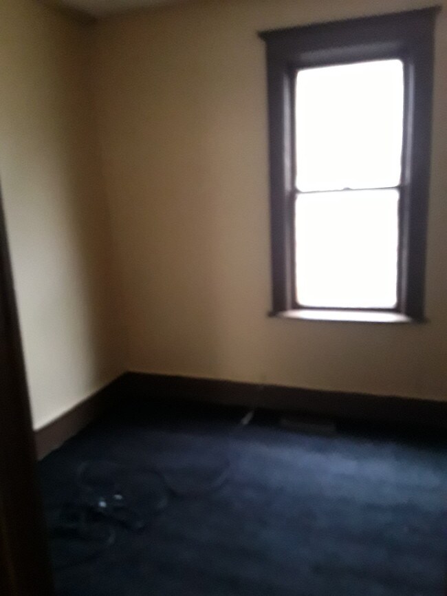 SPACIOUS 4 BEDROOM HOME House Rental in Buffalo, NY