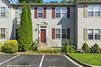 Building Photo - 159 Brightwater Dr