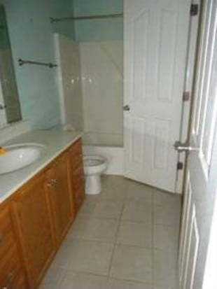 Building Photo - 238 River Tanmer Way
