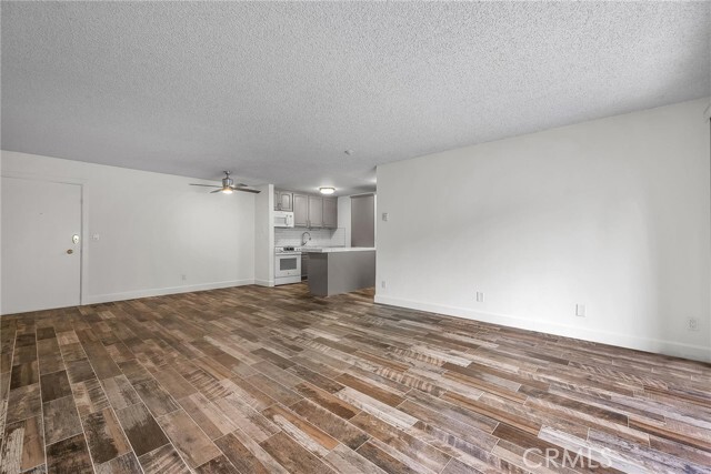 Building Photo - 802 Camino Real