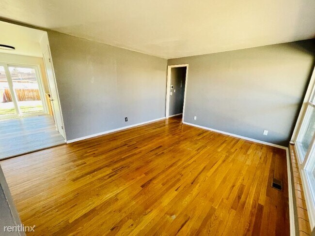 Building Photo - 4 br, 2 bath House - 7100 Berthoud St