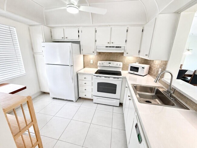 Foto del edificio - 14307 Bedford Dr