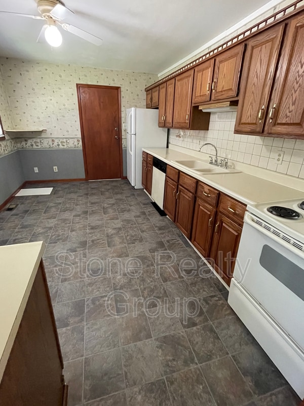 Building Photo - 9637 S Belmar Pl