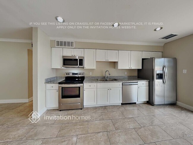 Building Photo - 3412 W Bluefield Ave