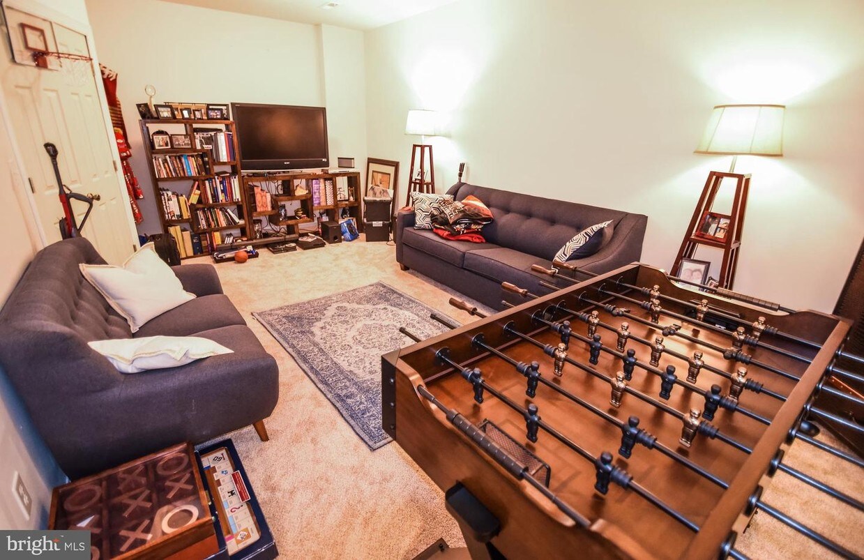 Foto principal - 3660 Bedford Dr