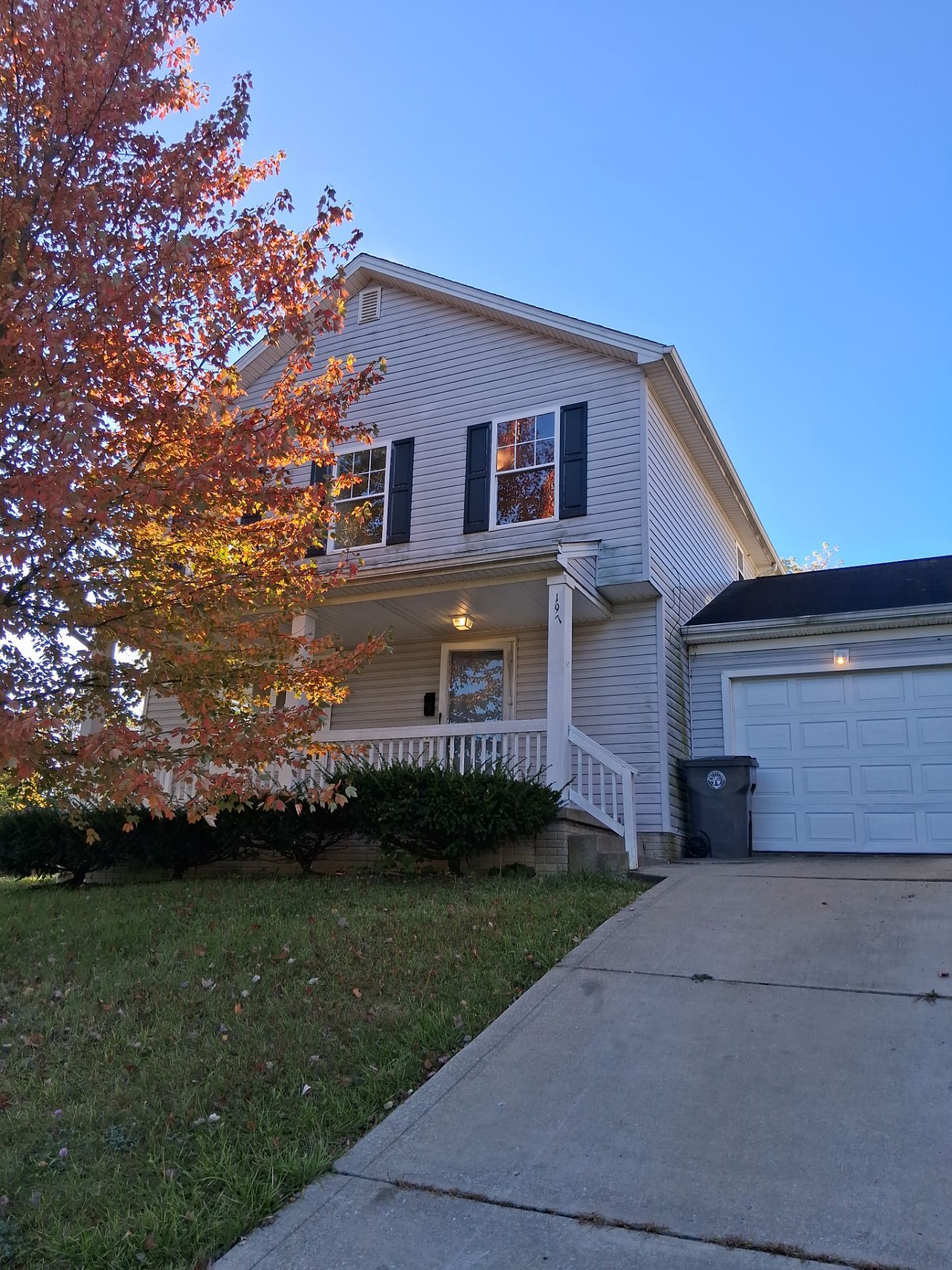 197 W Chalmers Ave Youngstown, OH 44507 – photo 1
