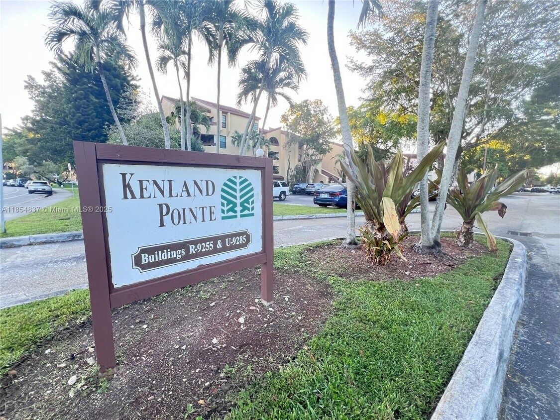Foto principal - 9255 SW 125th Ave