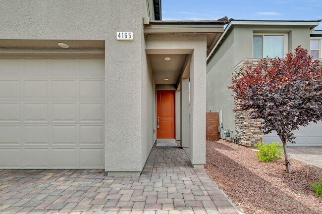 Foto del edificio - Summerlin gated community 4 bedroom 3 baths