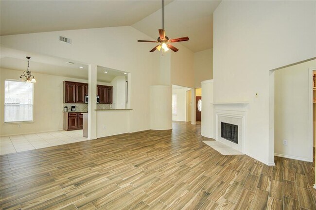 Building Photo - 21718 Grand Hollow Ln