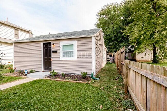 Building Photo - 311 Harlan St