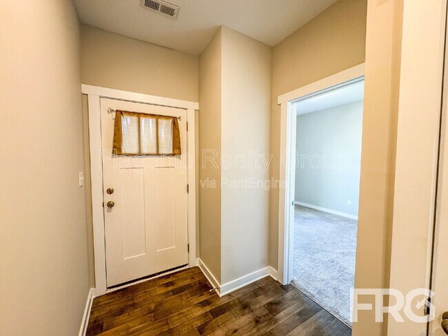 Foto del edificio - 1503 S Taylor St