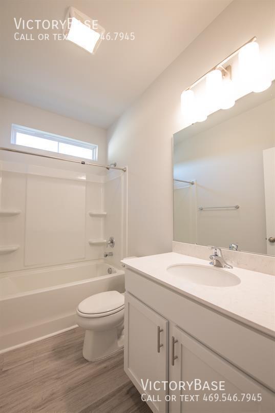 Foto del edificio - 26 Jolene Dr