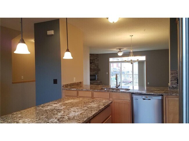 Foto del edificio - 11749 Emery Village Dr N