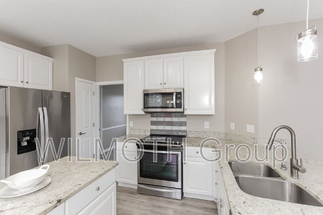 Foto del edificio - 344 W Columbine Ln