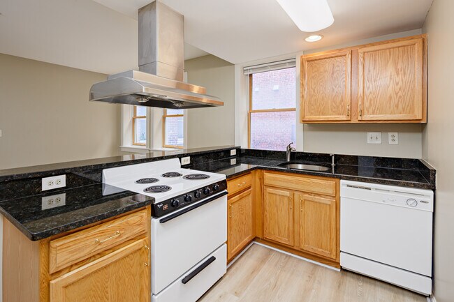 Foto del edificio - Astor Court Apartments