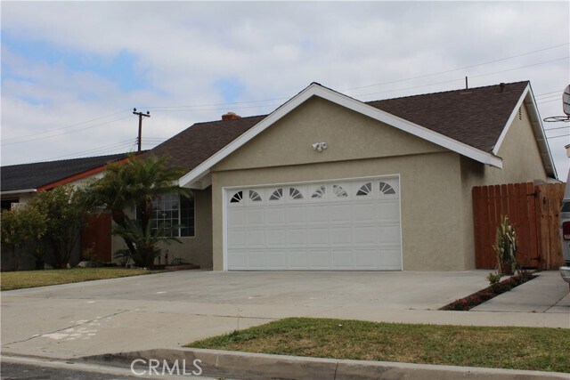 Building Photo - 427 E Javelin St