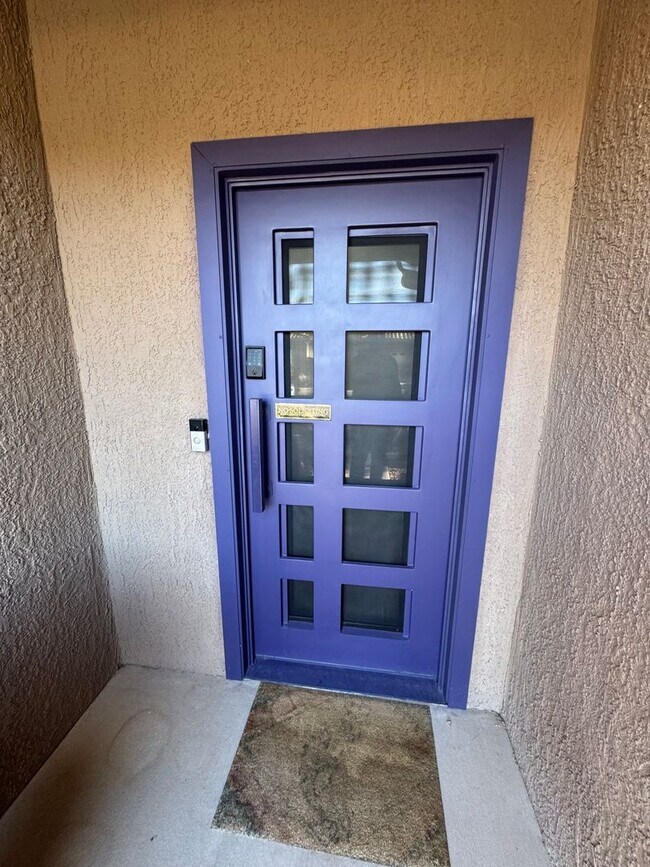 Foto del edificio - Beautiful 3 Bed / 2 Bath Furnished Home in Sun River 55+ Community!!