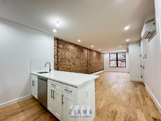 Foto del edificio - 1252 Flatbush Ave
