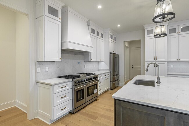 Foto del edificio - 412 Cassidy Ln