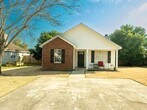 Foto principal - 119 Chadwyck Ln