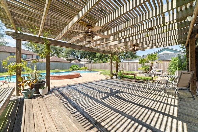 Foto del edificio - 3204 Farmers Field