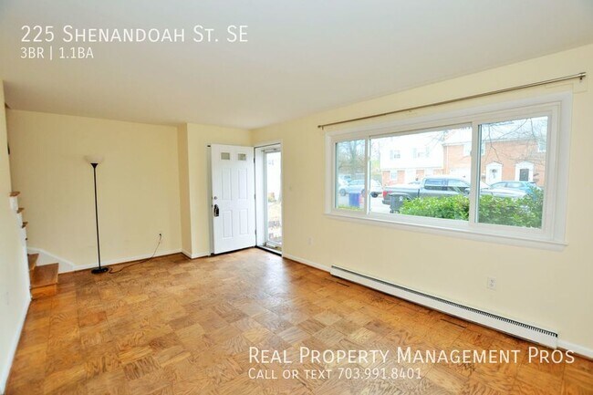 Foto del edificio - 225 Shenandoah St SE