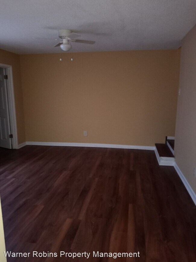 Building Photo - 3 br, 1.5 bath House - 142 Stoneridge Dr