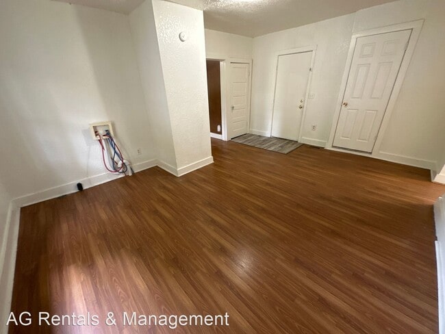 Building Photo - 3 br, 2 bath House - 514 Mechanic St