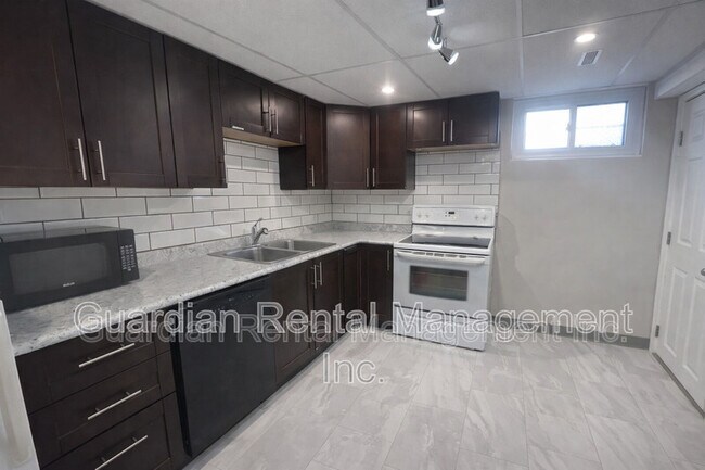 Photo du bâtiment - 105 Algoma St N