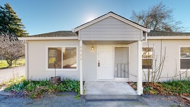 Building Photo - 4920-4922 Sonoma Hwy