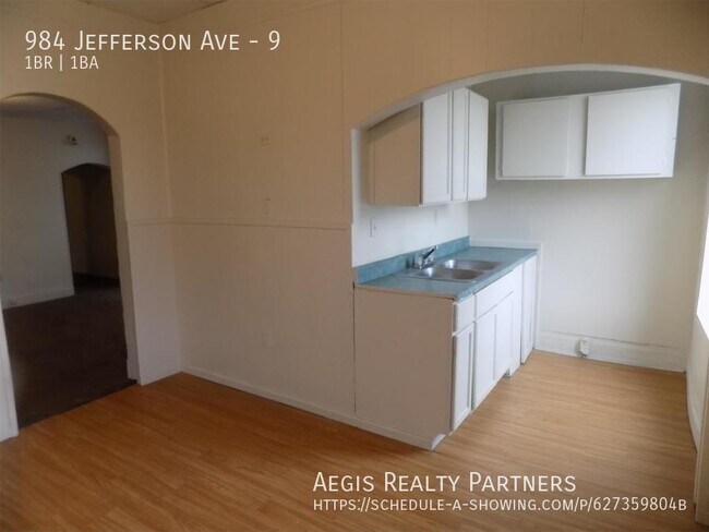 Foto del edificio - WASHINGTON, PA GOOD VALUE APARTMENT (1 BED...