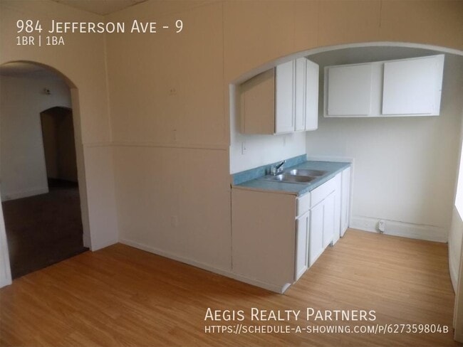 Building Photo - WASHINGTON, PA GOOD VALUE APARTMENT (1 BED...