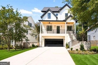 Building Photo - 1385 Sylvan Cir NE