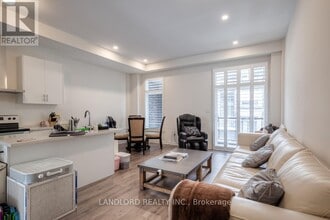 Building Photo - 44 Armillo Pl
