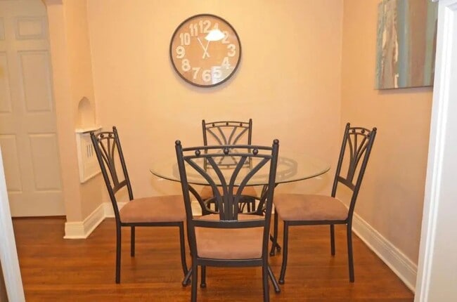 Photo - ME ME Apartment