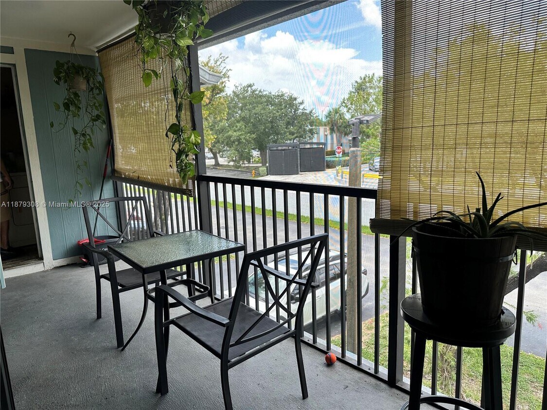 Foto principal - 19700 SW 103rd Ct