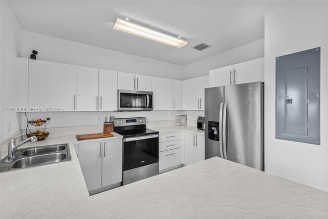 Foto del edificio - 1270 NW 3rd Ln