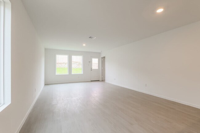 Building Photo - 15211 Abella Dr