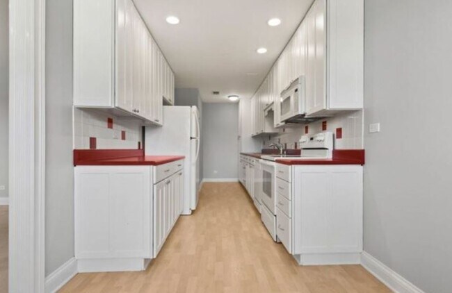 Kitchen - 2600 Brookwood Way Dr