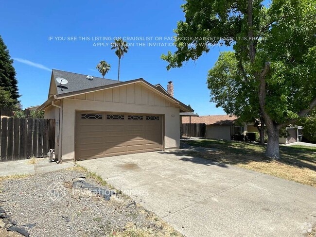 Building Photo - 563 Burlington Dr