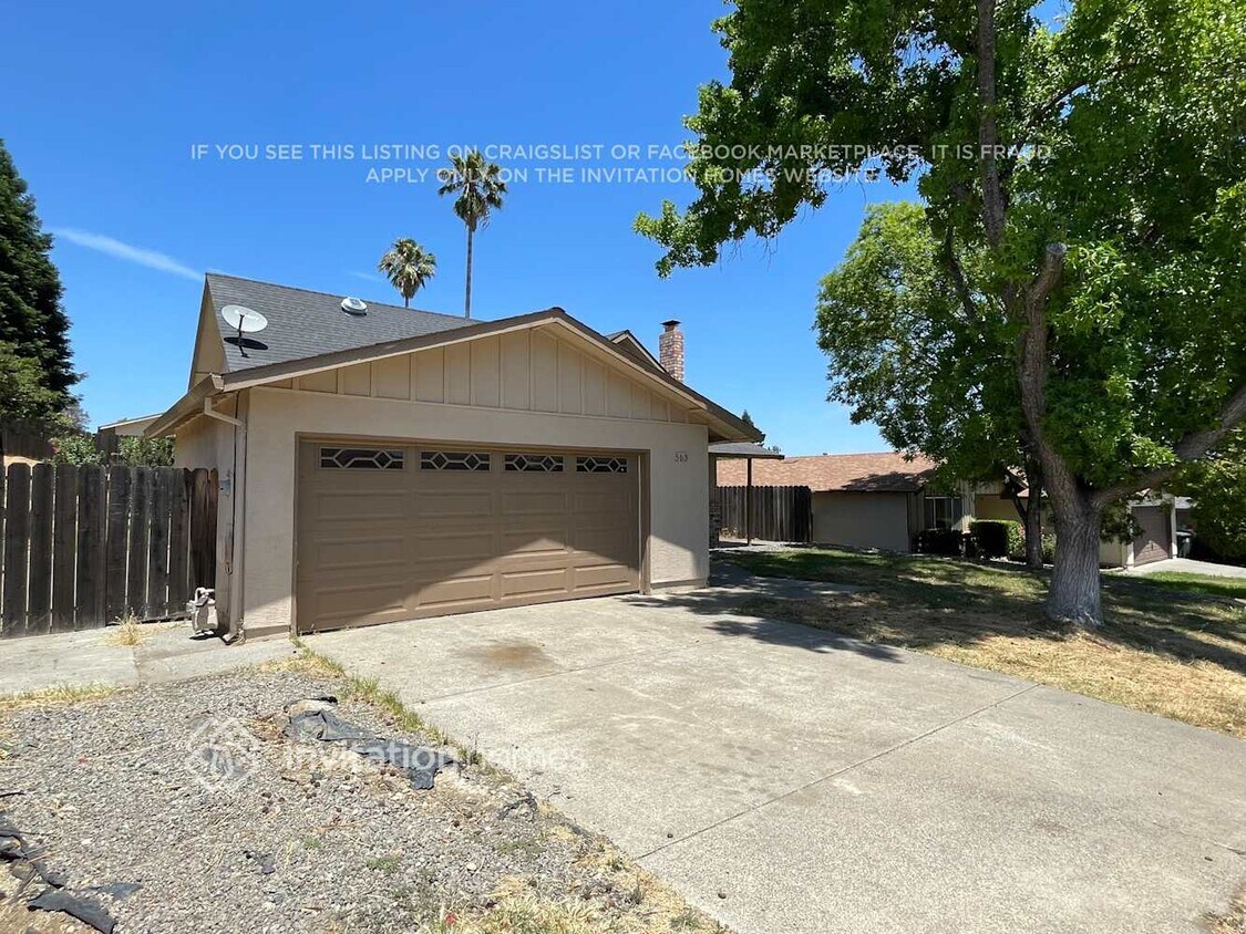 Foto principal - 563 Burlington Dr