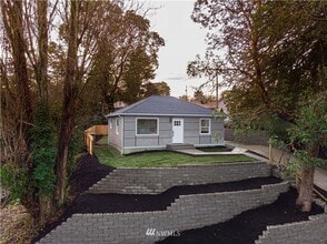 Building Photo - 3115 SW 97th St