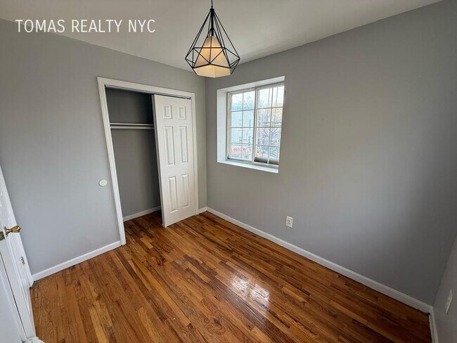 Foto del edificio - 794 Freeman St