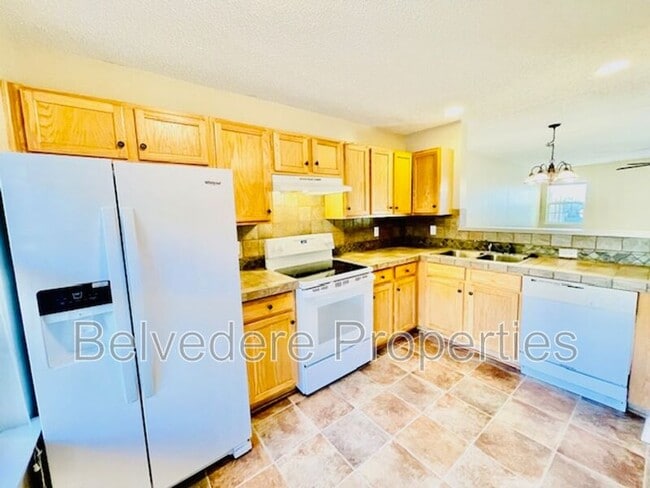 Foto del edificio - 4405 Carly's Way