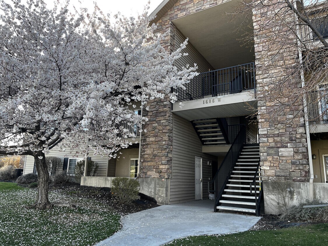 1606 Westbury Way, Lehi, UT 84043 Townhome Rentals in Lehi UT