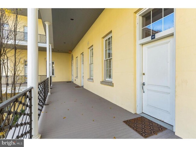 Building Photo - 1 Academy Cir