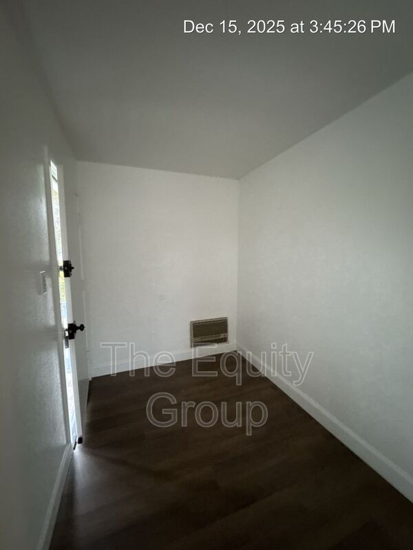 Foto del edificio - 706 N Jacob St