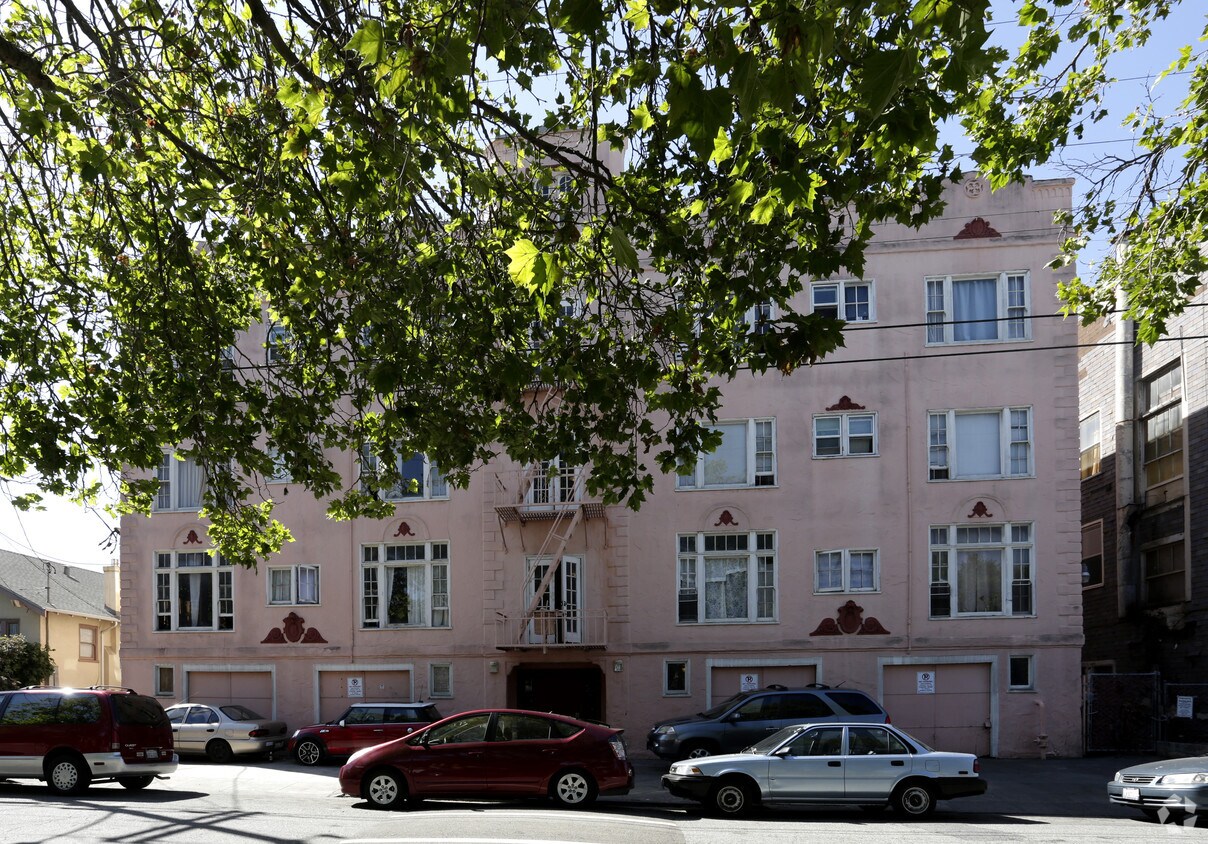 Building Photo - 1089 57th St