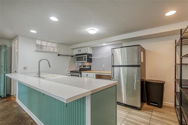 Foto del edificio - 3411 NE 34th Ter